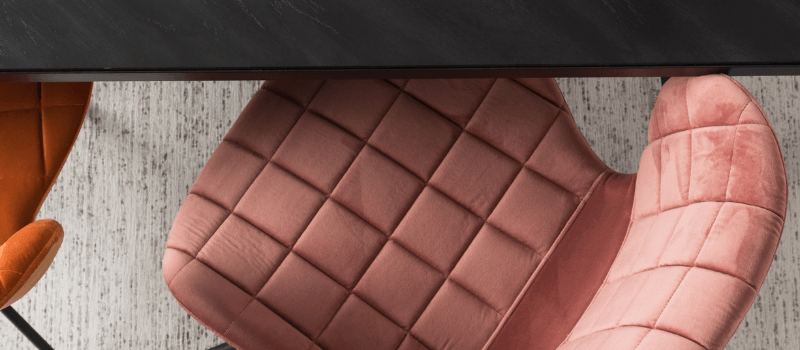 Velvet eetkamerstoel roze